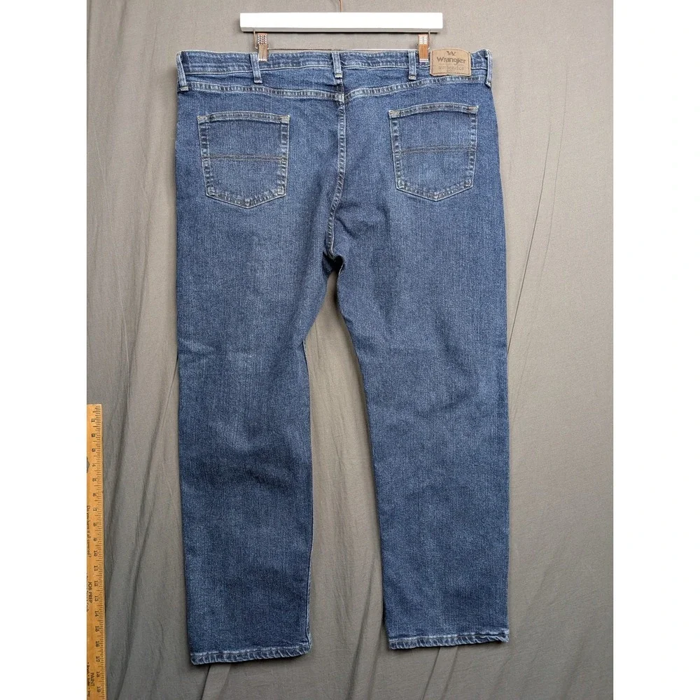 Wrangler Men's Jeans Straight Leg Dark Wash Denim Size 44 X 29